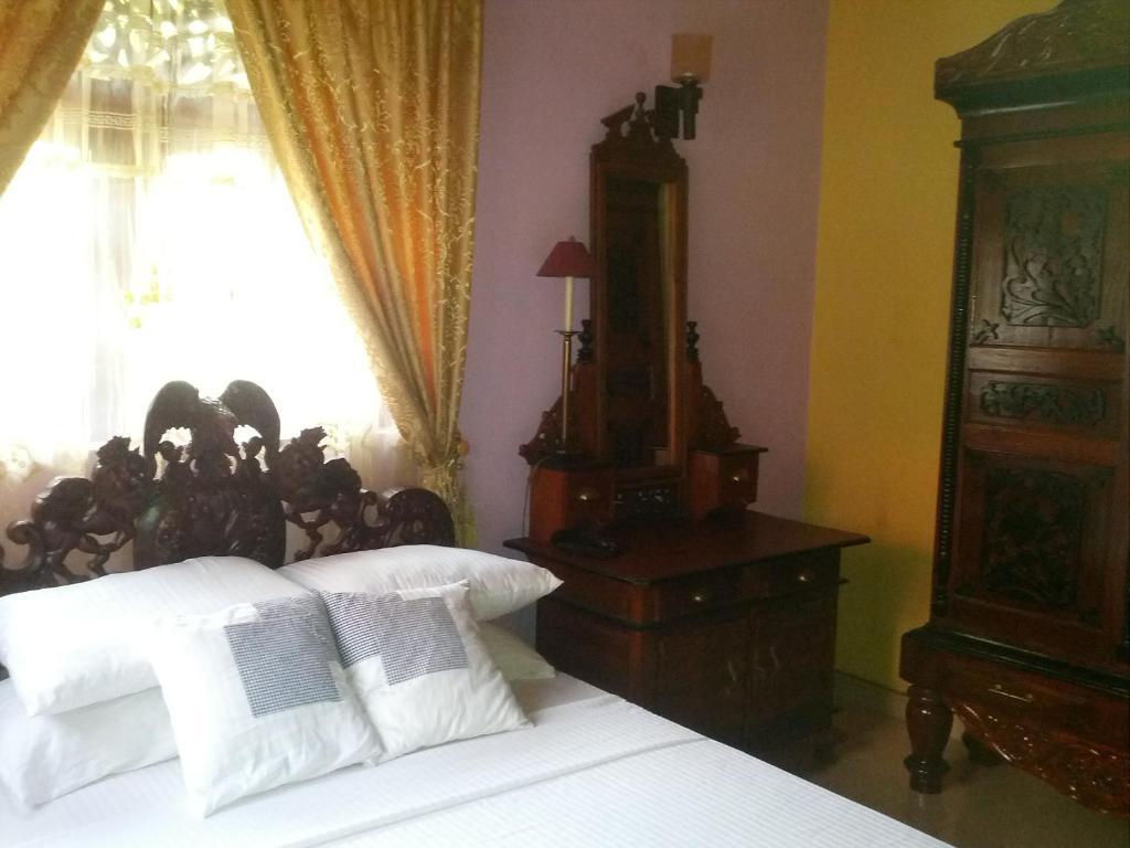 Villa W Bentota Bagian luar foto