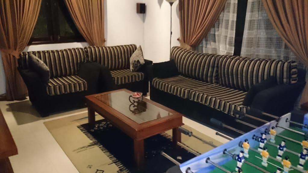 Villa W Bentota Bagian luar foto