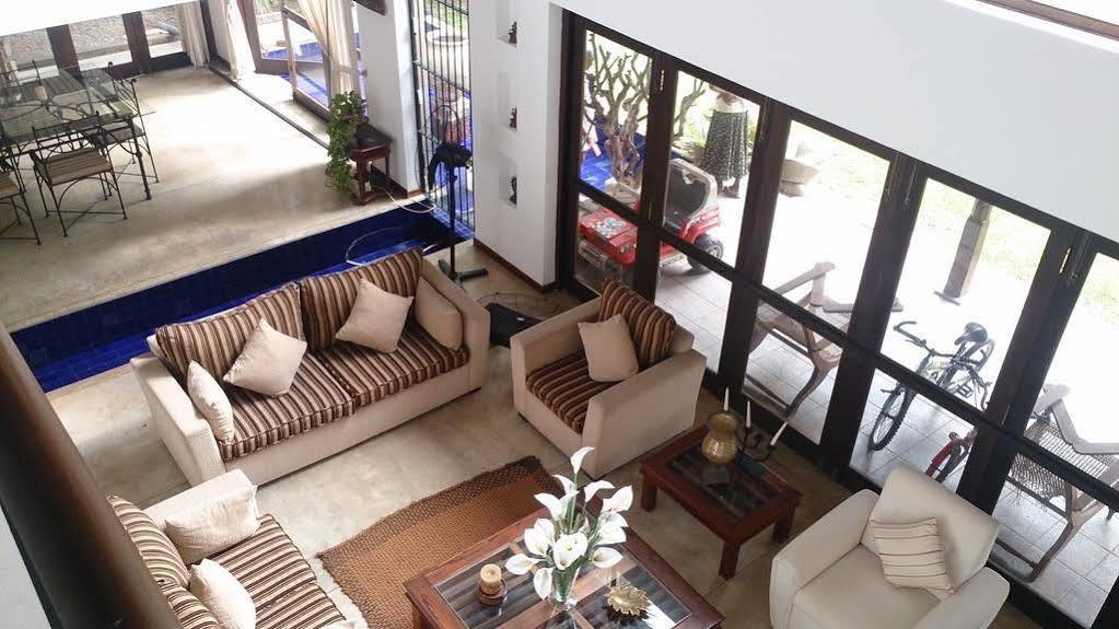 Villa W Bentota Bagian luar foto