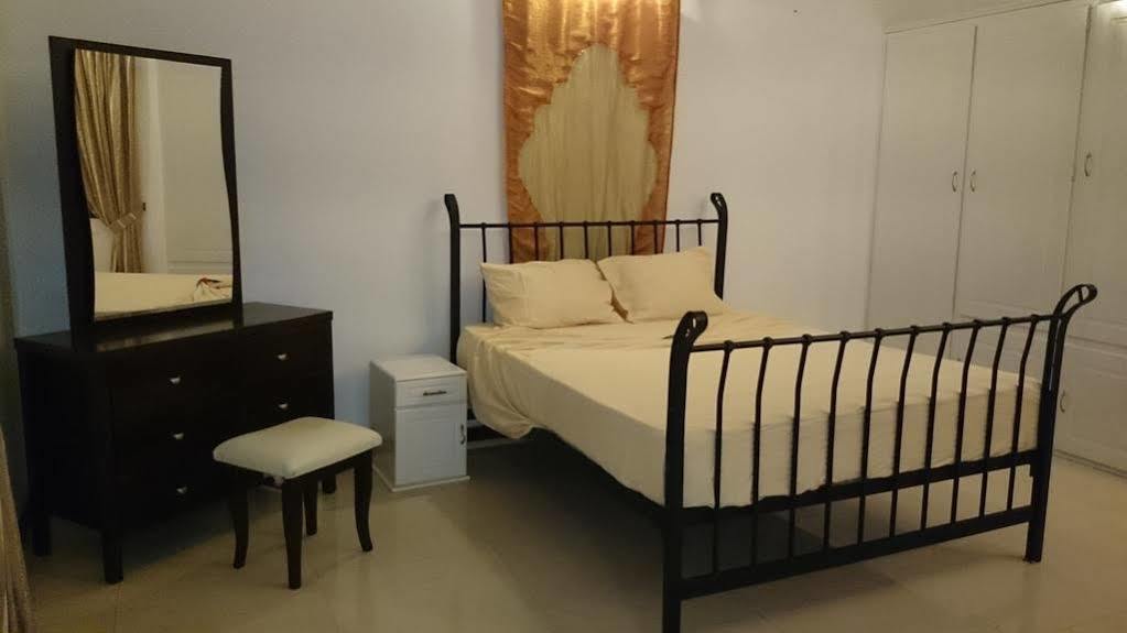 Villa W Bentota Bagian luar foto